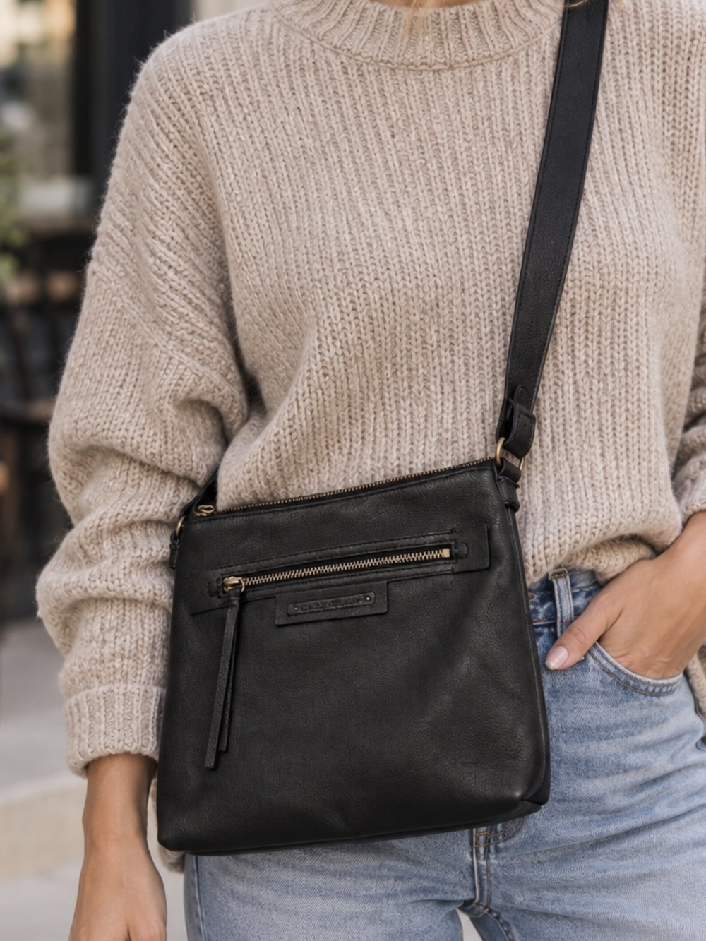 Lucky Brand Black Leather Crossbody Bag Boho Minimalist Everyday Purse